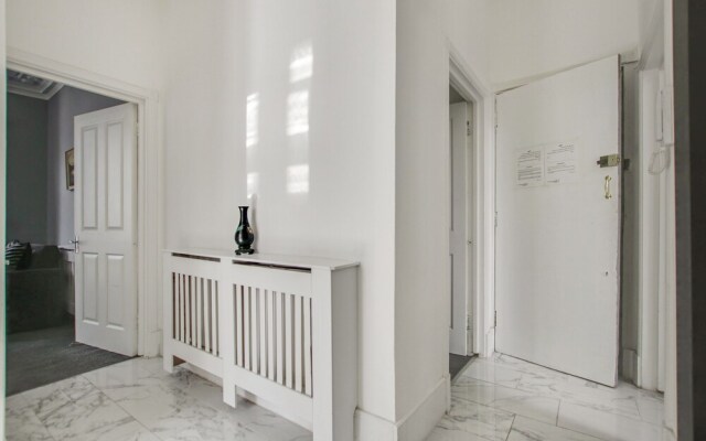 Bond Street & Oxford Street Mayfair Condo Flat