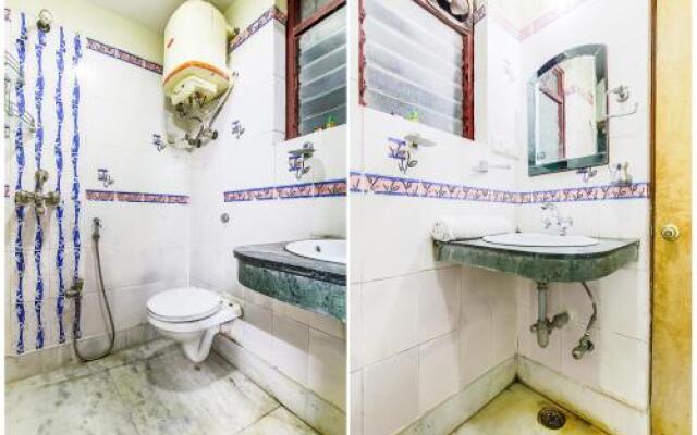 FabExpress Sidhi Vinayak Inn