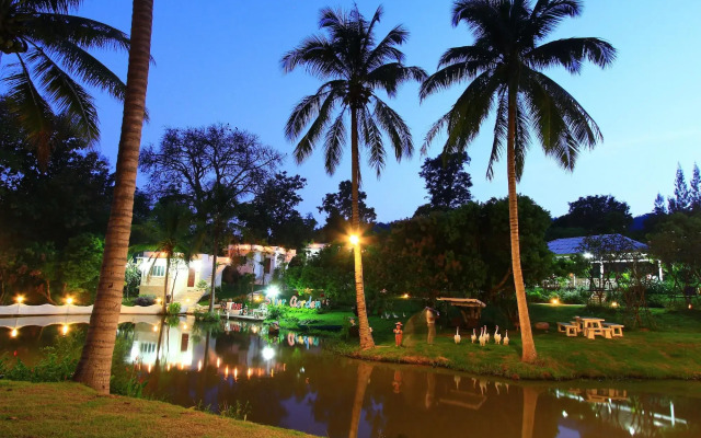 Silver Garden Resort