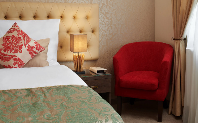 Honour and Grace Hotel
