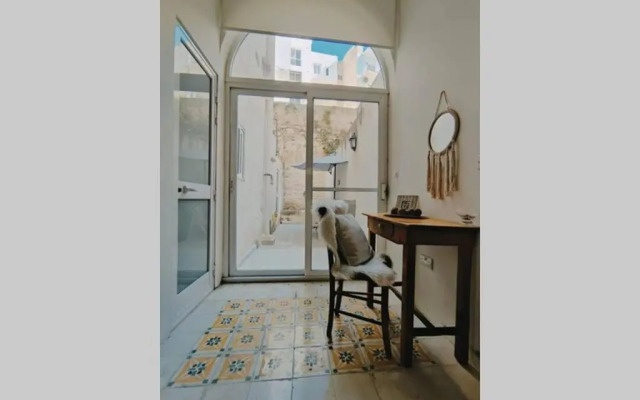 LA88 Bijou Boutique