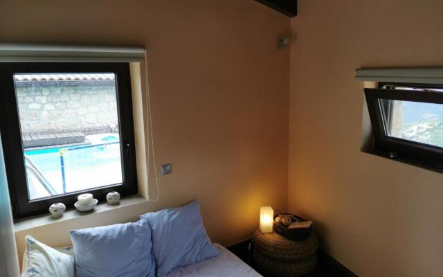 Mountain stone villa, sea & mountain view at 1150m