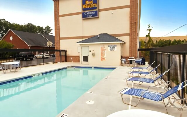 The Garden Inn Hotel