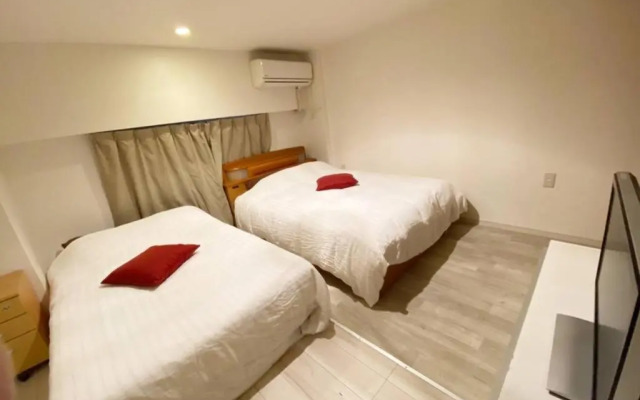 Takemura Building 107