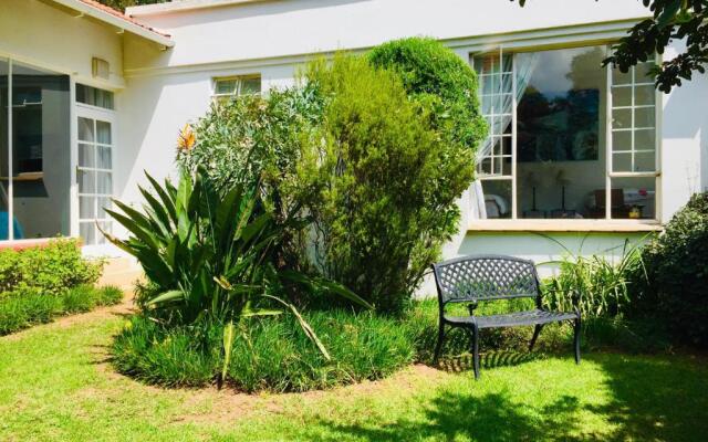 4 Living Guesthouse