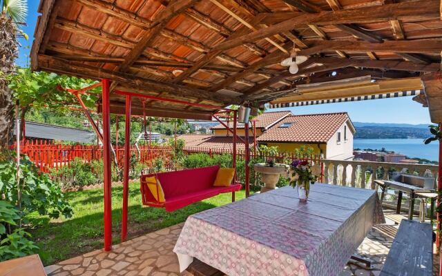 Simplistic Apartment in Opatija With Private Garden