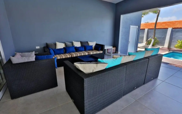 Private Chef 46 sec to Beach Pool Side Massages UTV