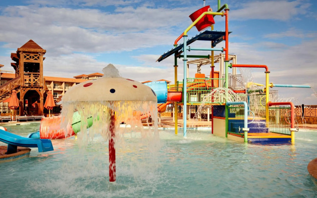 Coral Sea Beach & Aqua Park