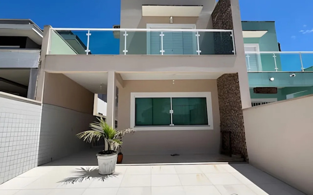 Casa com piscina em Boraceia