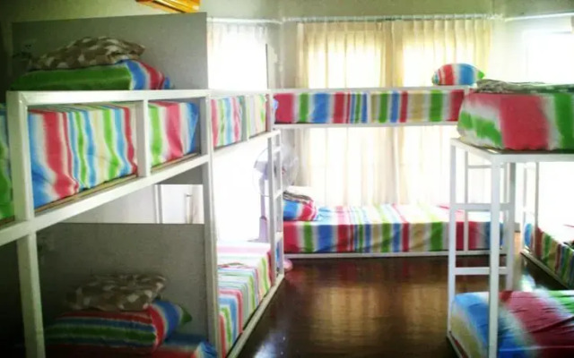 MoMo Hostel