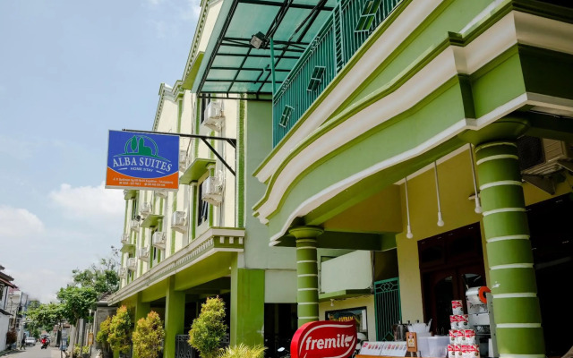 OYO Life 2508 Alba Suites Homestay Syariah