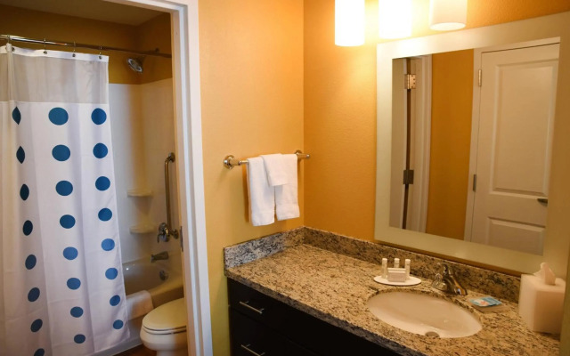 TownePlace Suites Lawrence Downtown