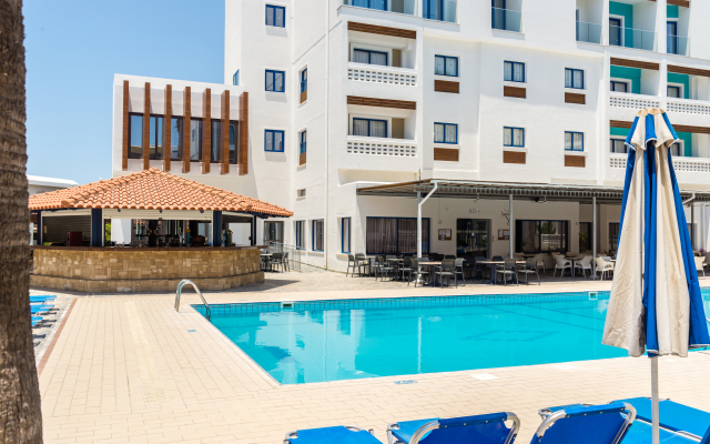 Kefalos - Damon Hotel Apartments