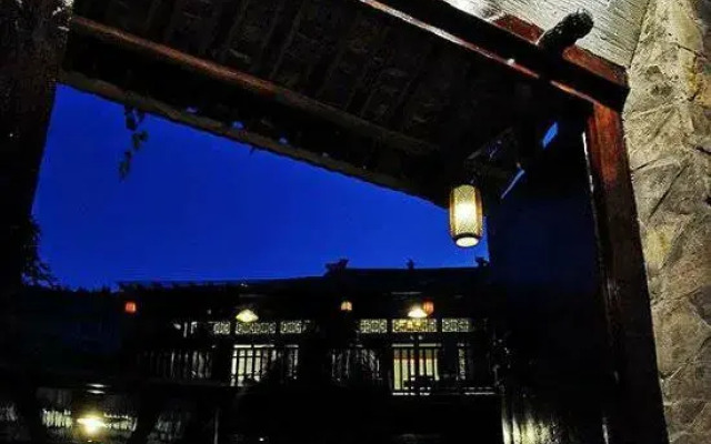 Xingyi Mountain Breeze Inn