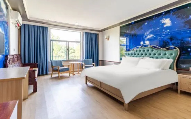 Qingzhu Yongchang Hotel (Shanghai Jinshan Pavilion)