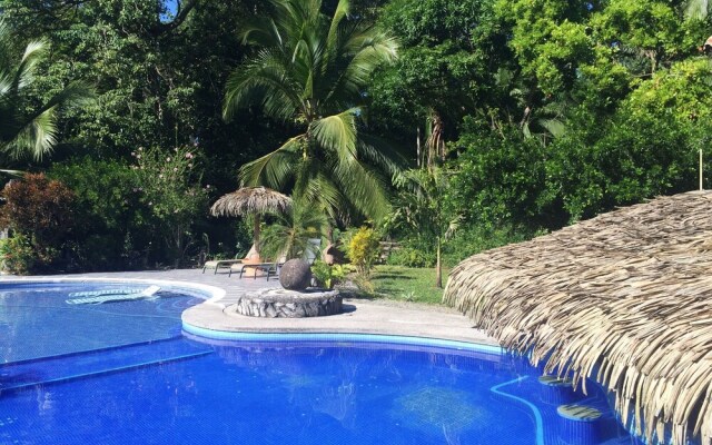 Suizo Loco Lodge