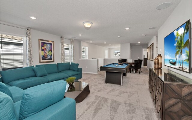 Private Pool Villa W/pool Table, On-site Waterpark