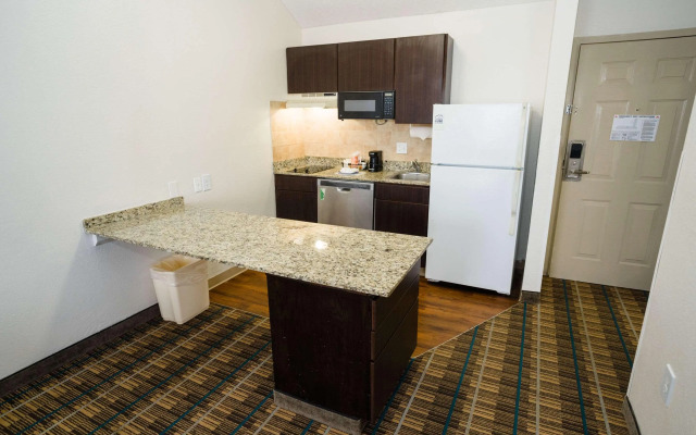 Mainstay Suites Knoxville Airport