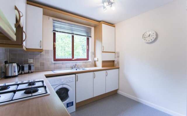 2 Bedroom Flat In Edinburgh