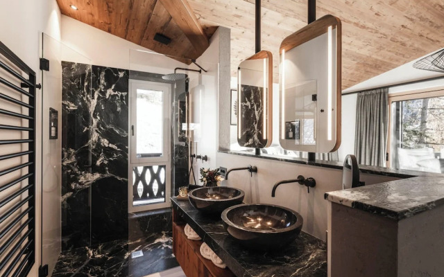 Distinctive Luxury Dolomiti Apartments Terre71