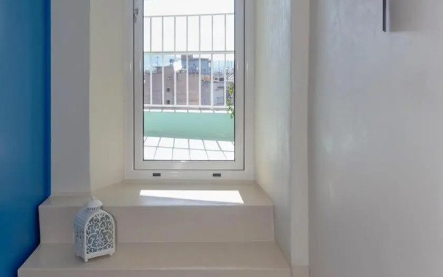 BLUE and WHITE apartment vipgreece