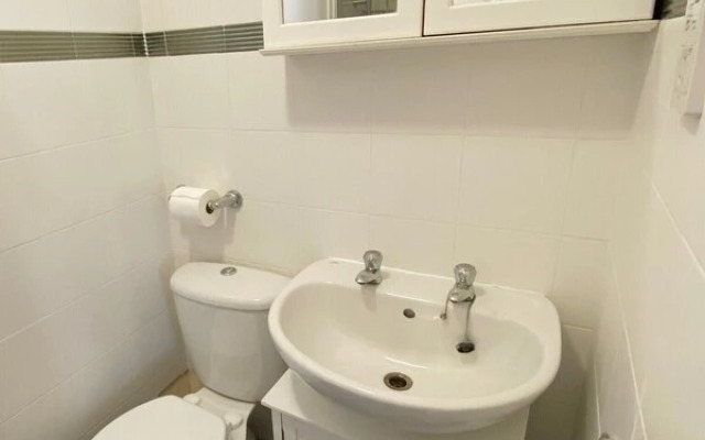 NEW Super 2 Bedroom Flat in Falkirk