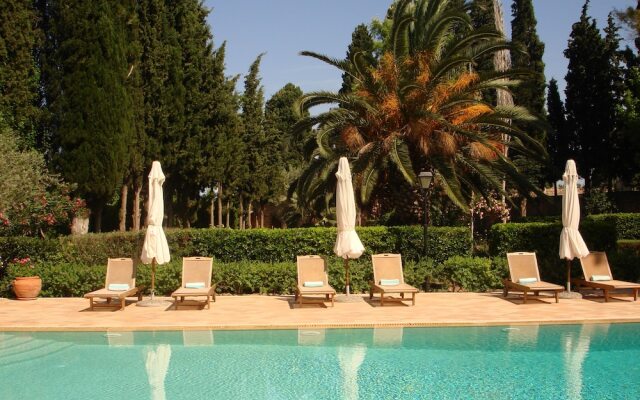 Argentikon Luxury Suites