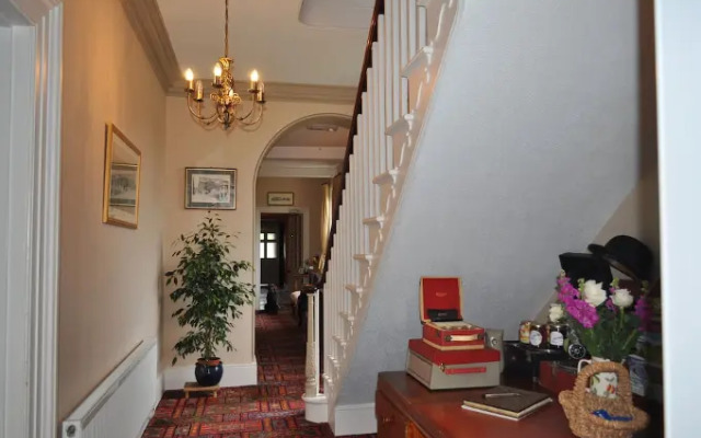 Lower Bryanston Farm