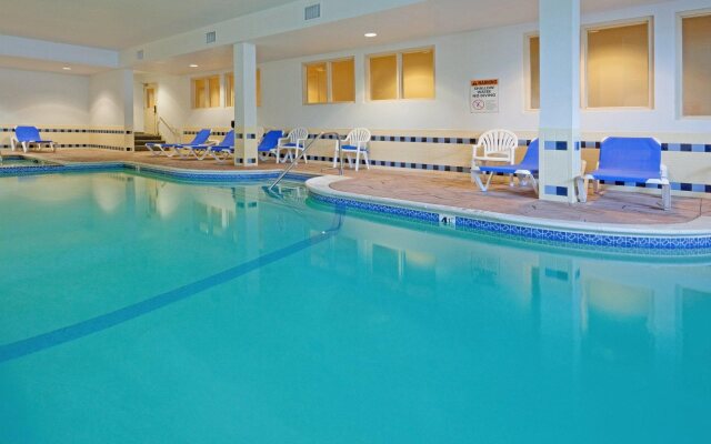 Candlewood Suites West Springfield by IHG