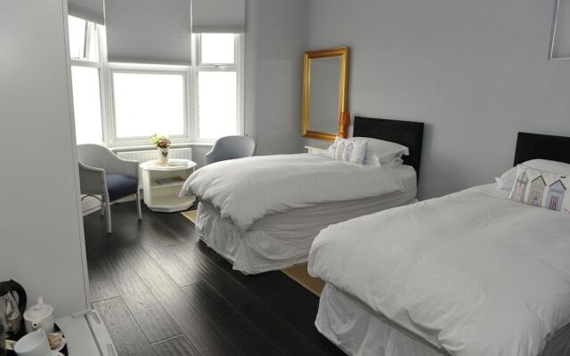 Suenos Guesthouse