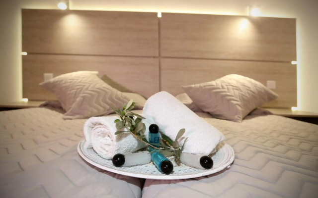 Pier Beach Hotel Apartments