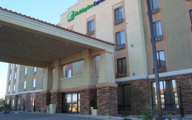 Holiday Inn Express Hotel & Suites Twentynine Palms, an IHG Hotel