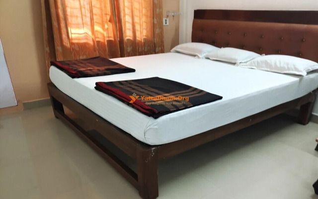 Membley Hotel & Residency