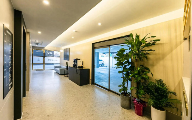 Brown Dot Hotel Sasang Renecite