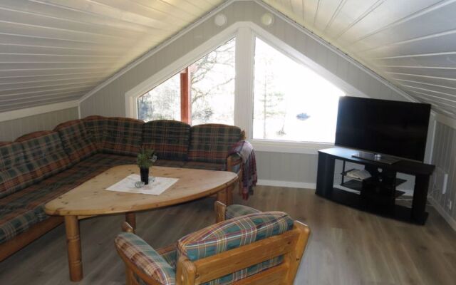 Holiday Home Øydnablikk (SOW253)