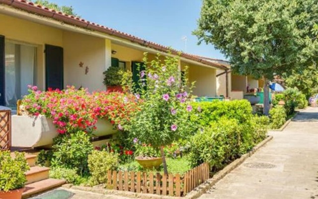 Attractive Holiday Home in Follonica near Sea