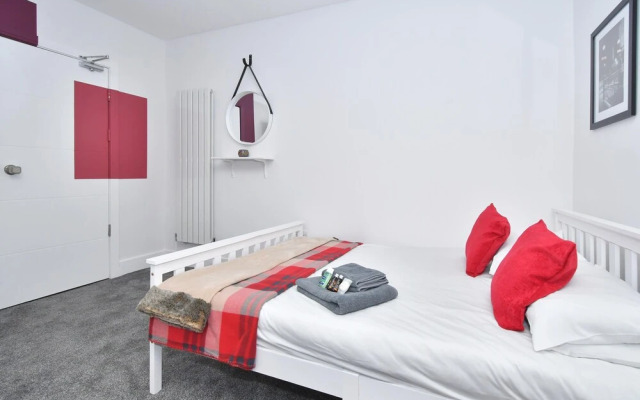 Townhouse @ 42 Minshull New Road Crewe
