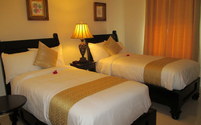 Ocean West Boutique Hotel