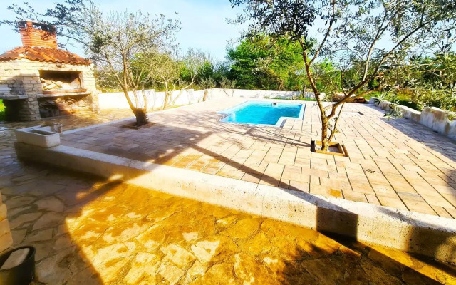 Romantic Villa Cherry