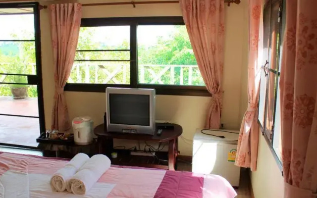 Phu Pai Mork Resort