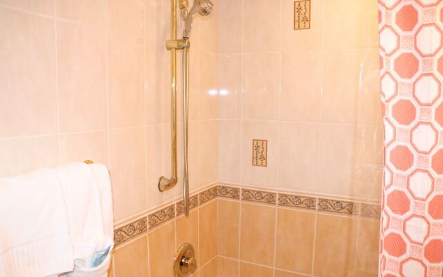 Jamaica Royale 501 - 3 Br Condo