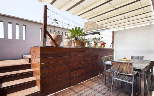 Inside Barcelona Apartments Mercat