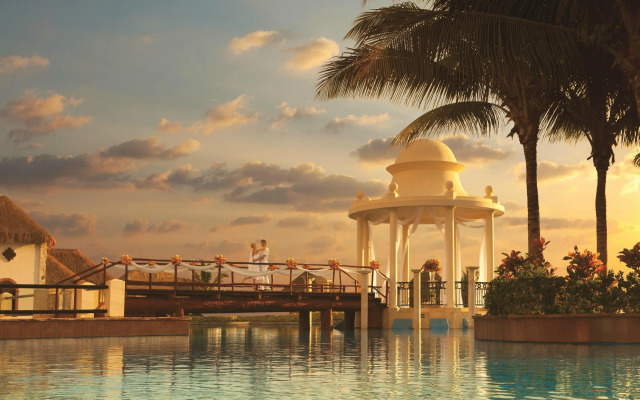 Dreams Sapphire Resort & Spa - All Inclusive
