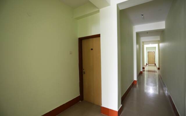 OYO 9547 Hotel Atmaram Lodging