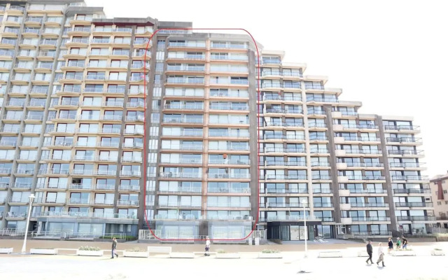 Apartment Nieuwpoort Near Sandy Beaches