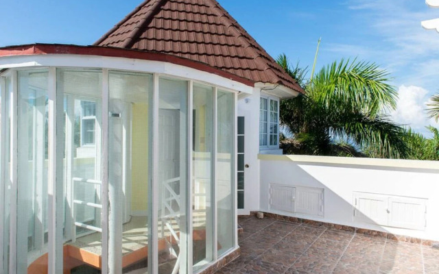 Sea Castle Vacation Villa