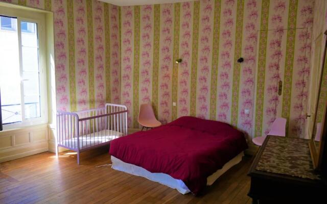 Gite Gien, 8 pièces, 15 personnes - FR-1-590-159