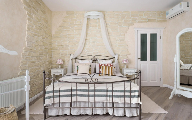 Апартаменты на улице Кременчугская 13к1