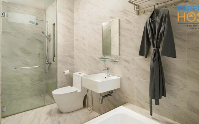 Imperio Residence Seafront by Perfect Host