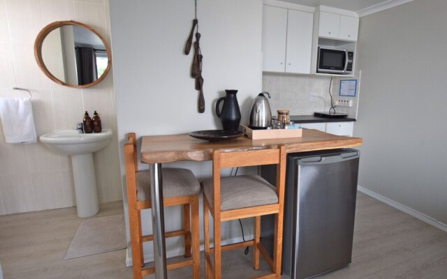 Dolphin House Apartments